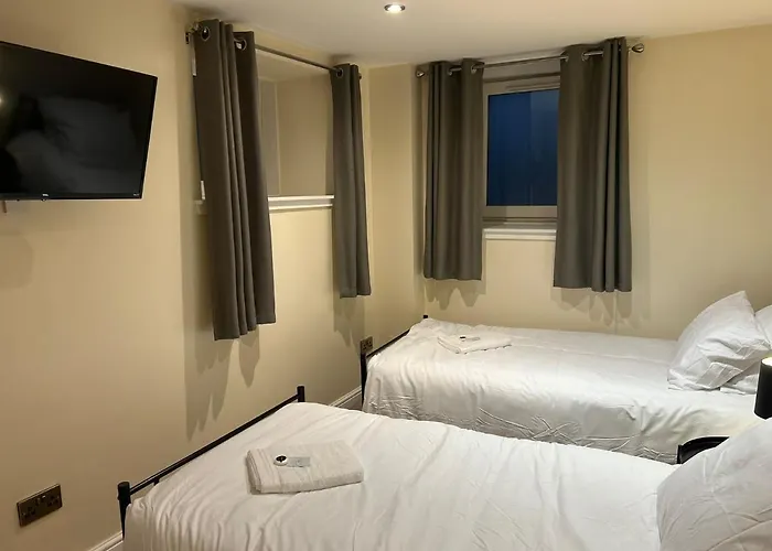 Twin Room With En-Suite