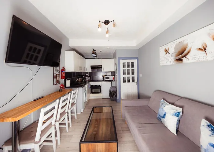 Warm&Welcoming City Centre Apartments By Meadows 5