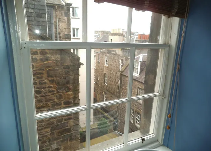 Royal Mile Apartment