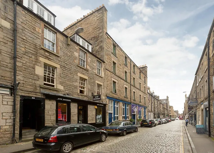 Thistle Street - 401