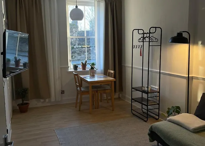 Cozy Flat In The Heart Of Leith