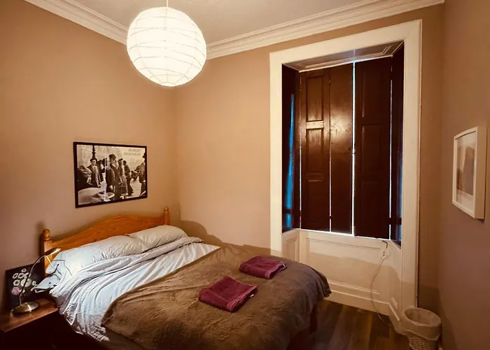 Central Room In Historic Tenement Shared Apartment Near Old Town
