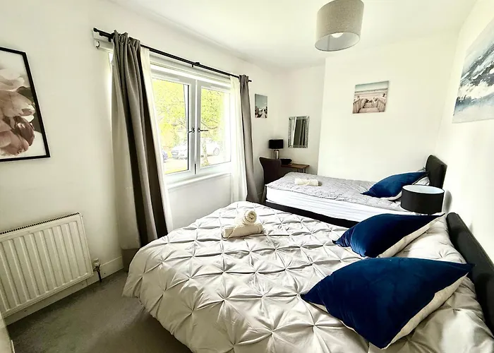South Gyle House - Superfast Wifi And Free Parking - 7 Minutes From Edinburgh Airport