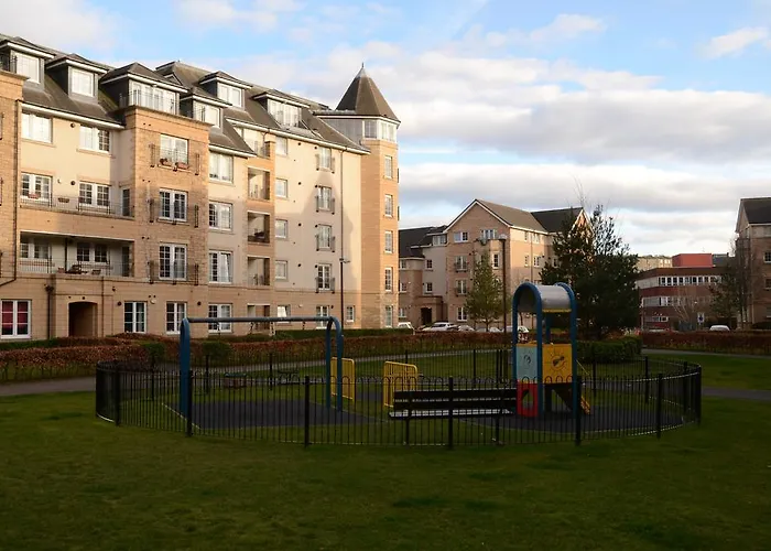 Powderhall Riverside