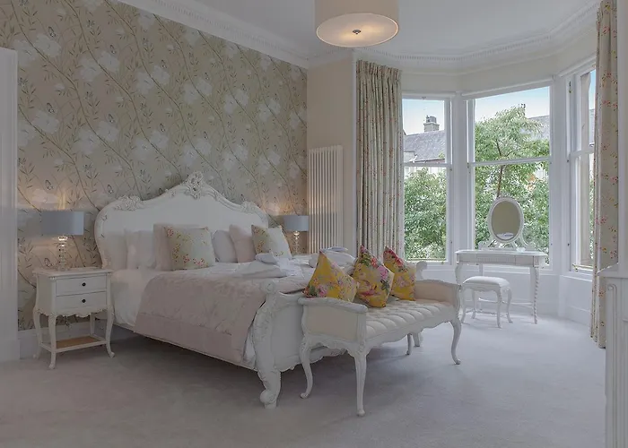 Stockbridge Townhouse - The Edinburgh Address