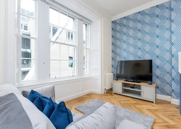 Luxury Renovated 1 Bed Nr St James - Super Central