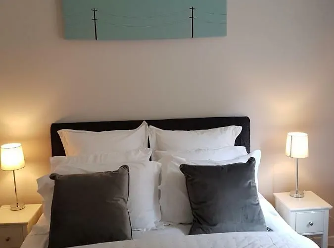 Spacious Modern Stockbridge/New Town Apartment