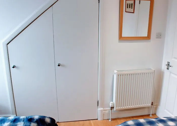 2 Bedroom Penthouse Apartment On Royal Mile