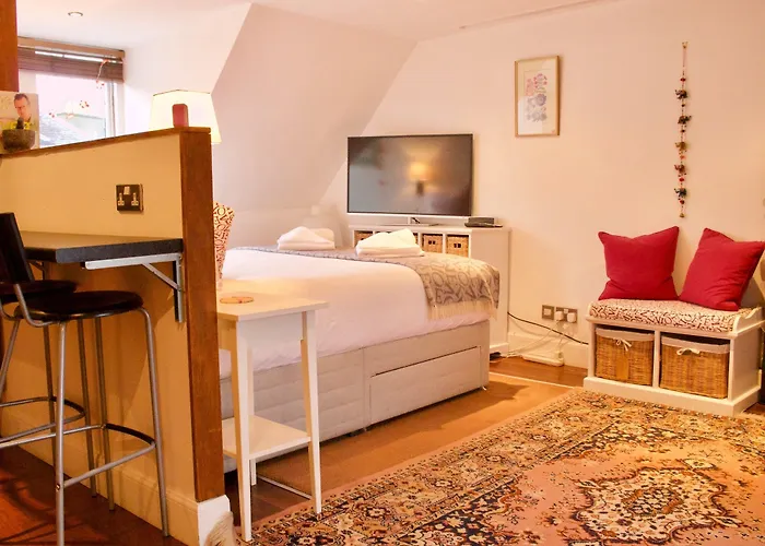 1 Bedroom Studio In Edinburgh