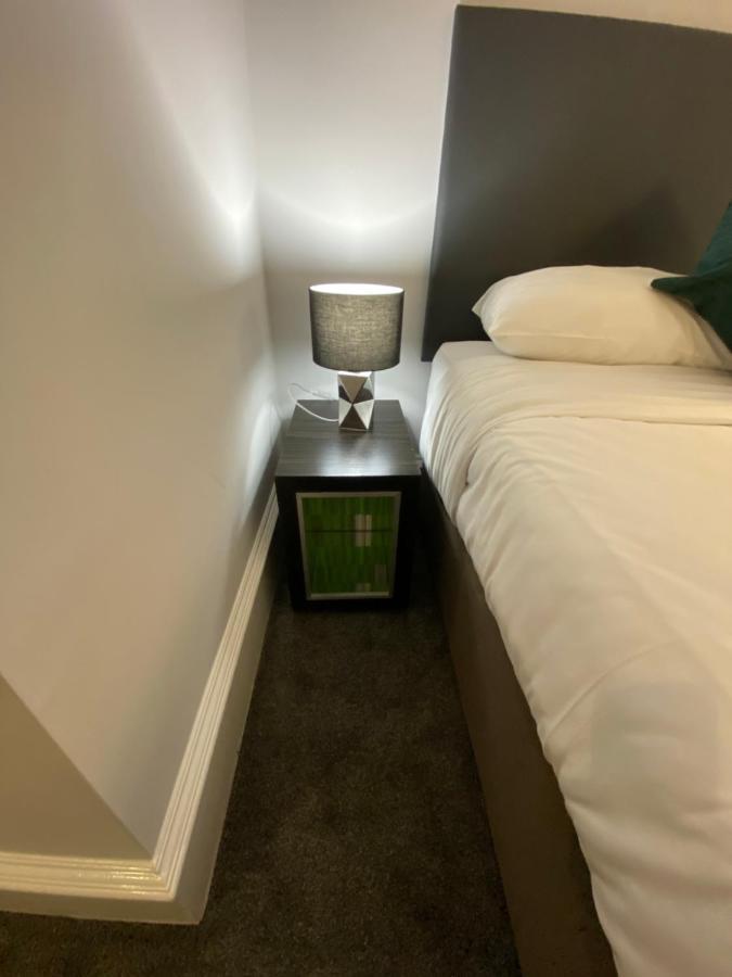 Hotel No6 West Coates 3*