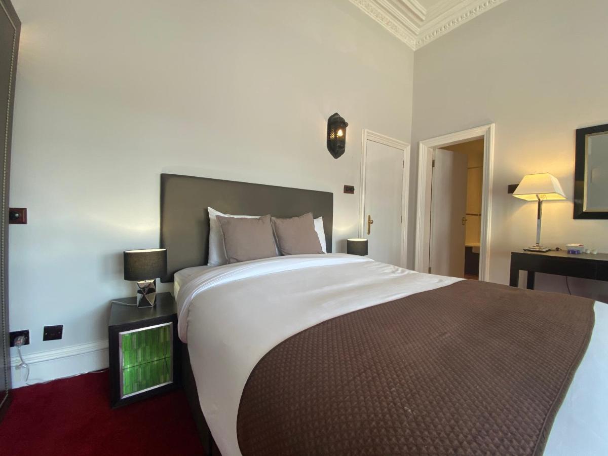 No6 West Coates Hotel 3*