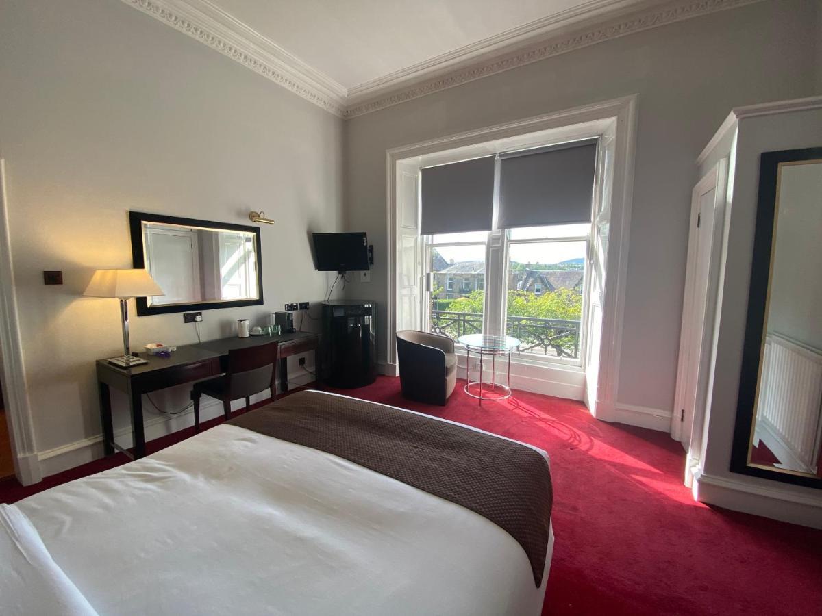 No6 West Coates 3* Edinburgh