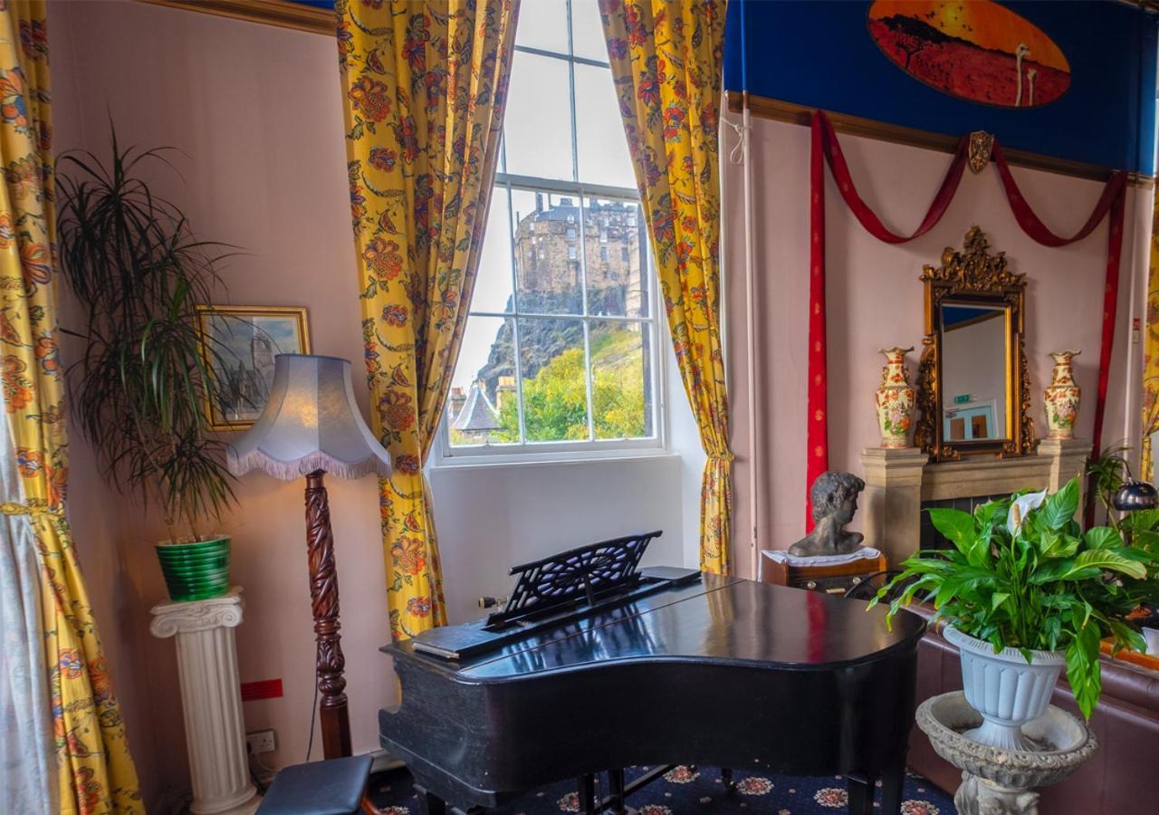 Hostel Castle Rock - Adults Only *