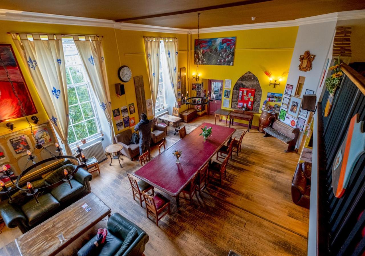 Castle Rock - Adults Only Hostel *