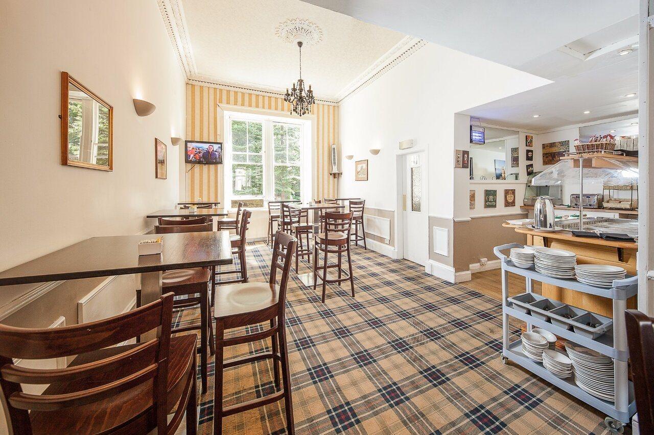 Hotel Piries Edinburgh
