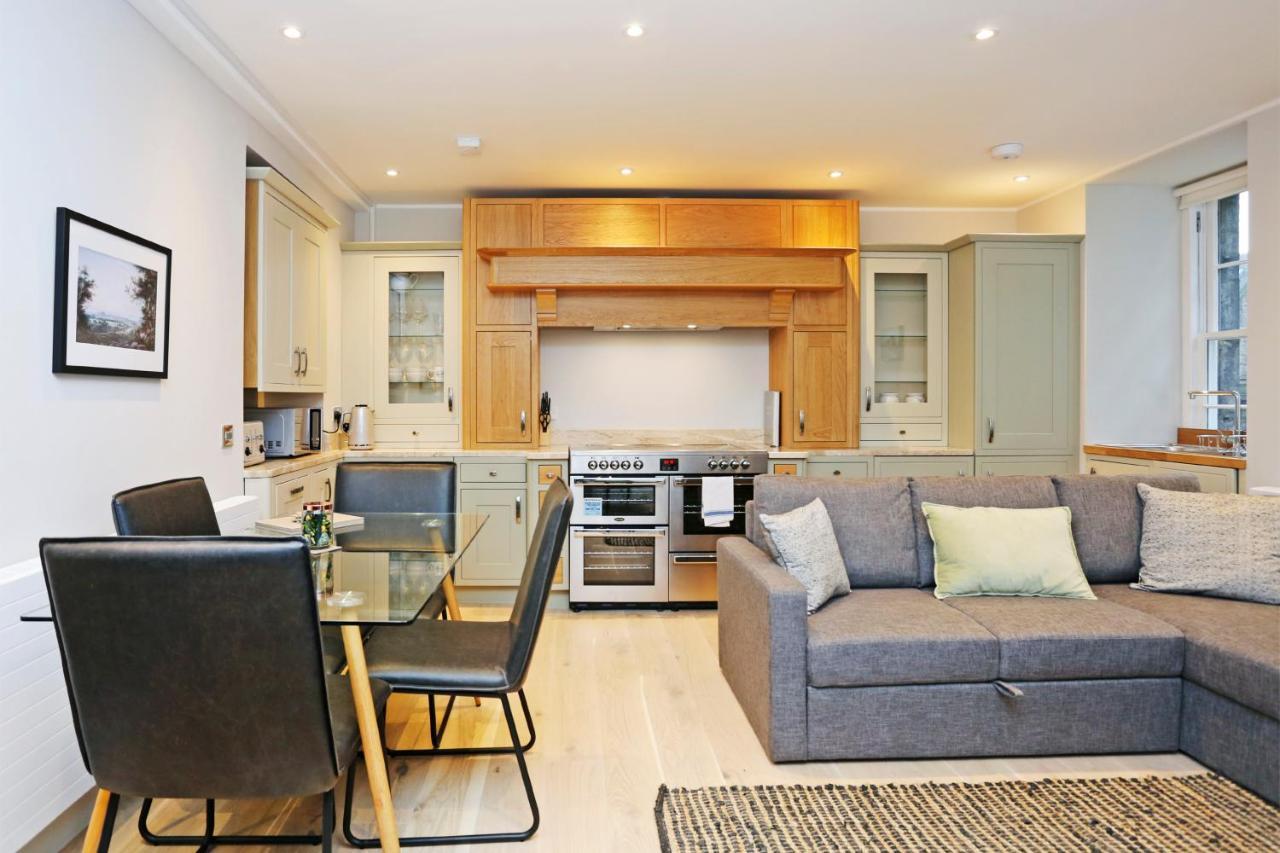 Joivy Modern And Airy Flat On The Historic Royal Mile EDI