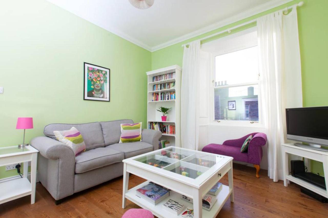 Bright And Modern Causewayside