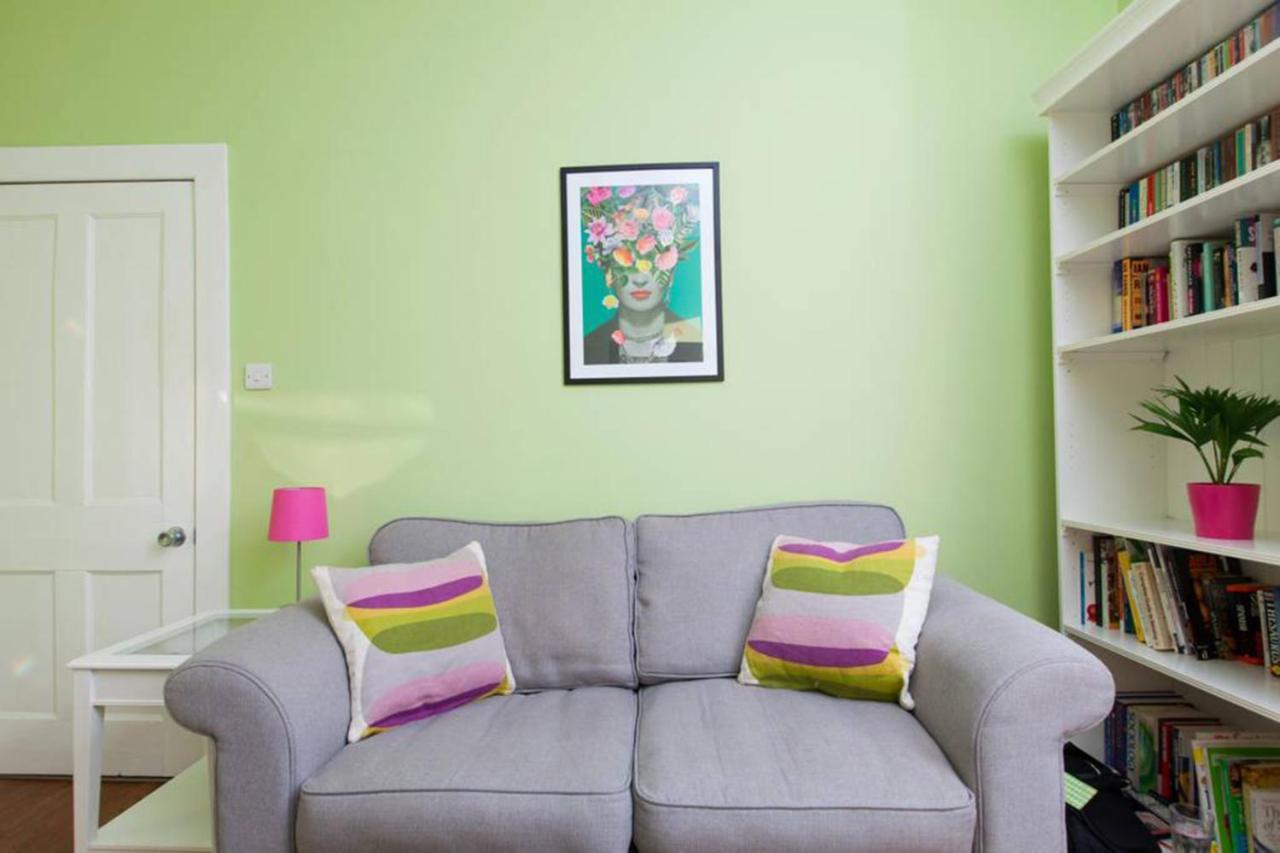 Bright And Modern Causewayside Apartment *