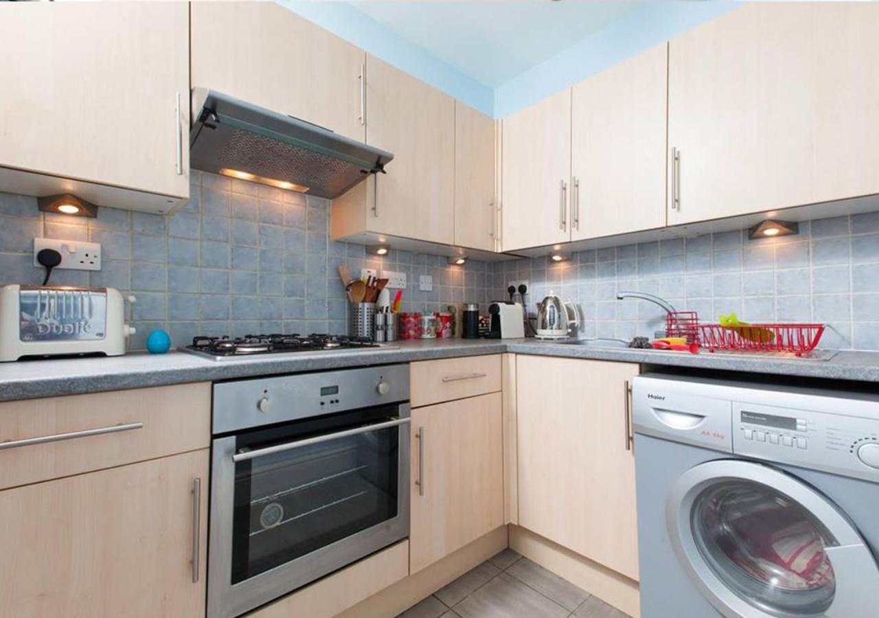 Apartment Bright And Modern Causewayside