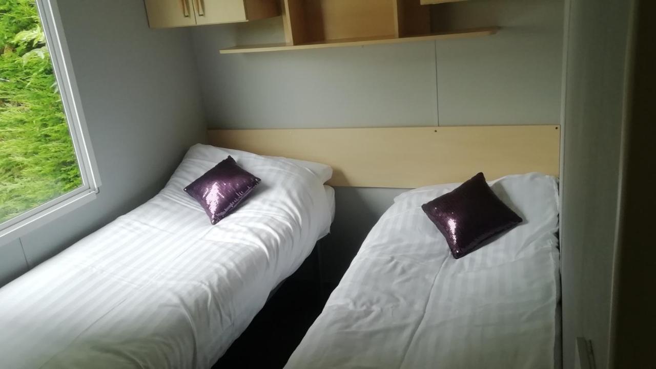 Static Caravan For Hire, Budget Friendly Holiday home *