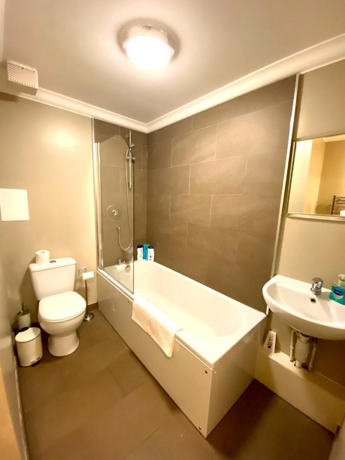 Advocates Apartment *