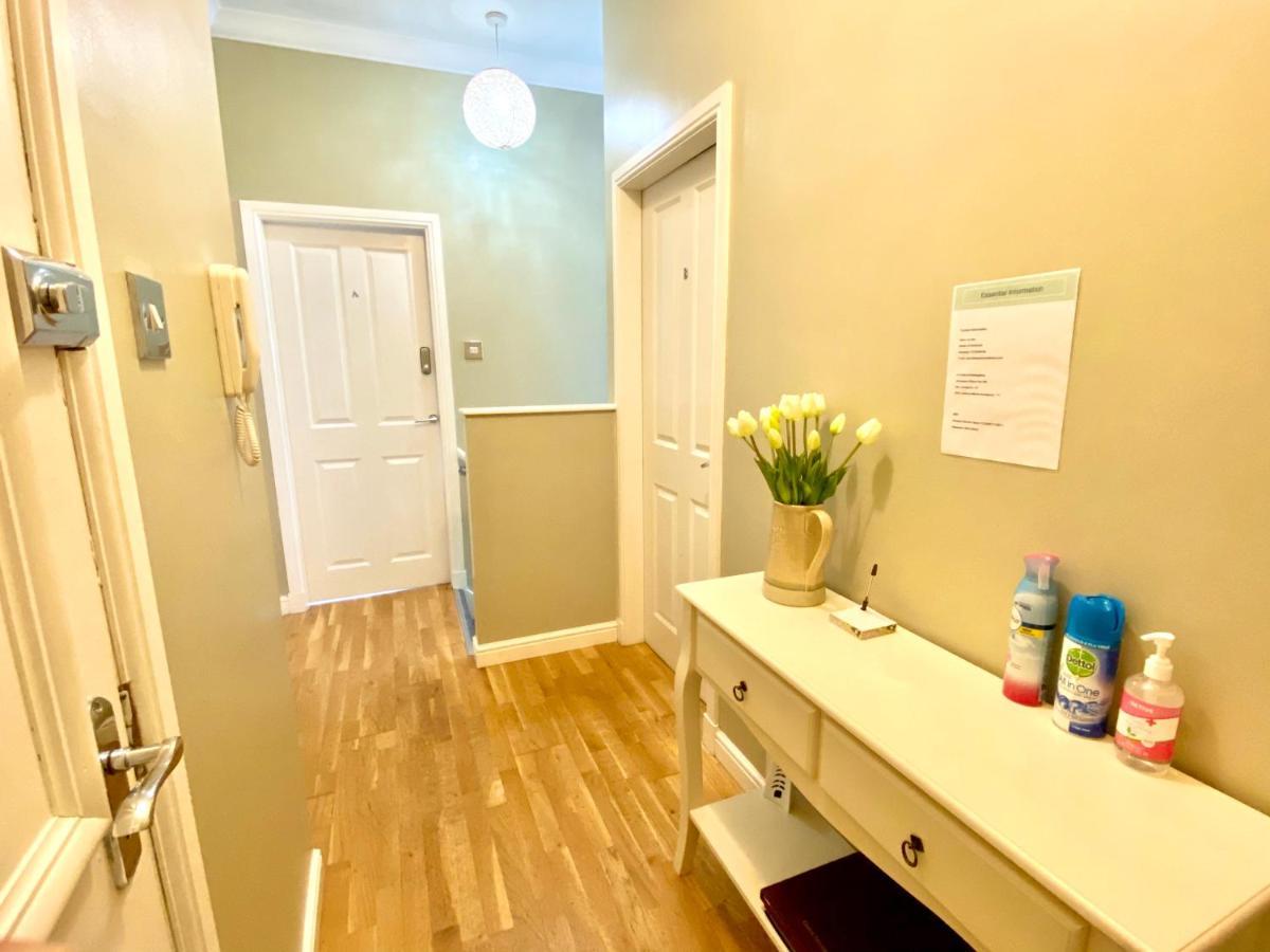 Advocates Apartment *