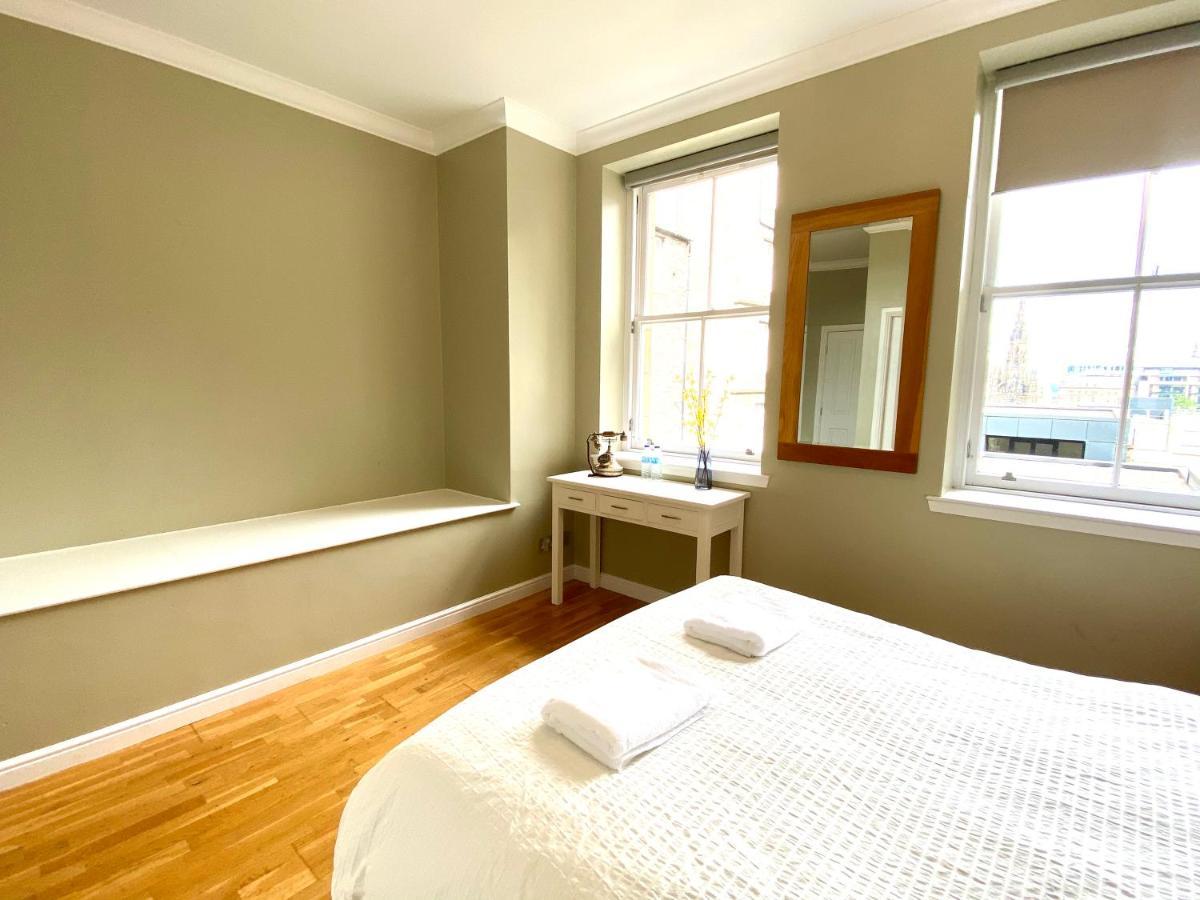 Advocates Apartment