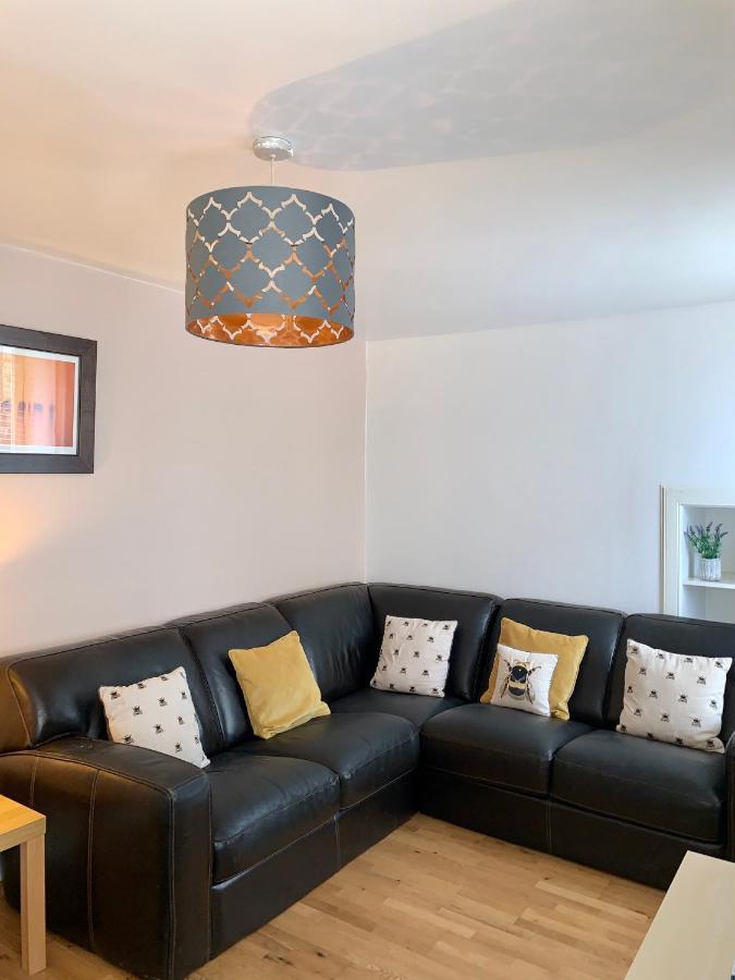 Charming 5-bed In Apartment Edinburgh