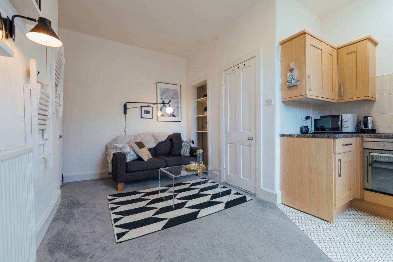Stylish And Comfortable Centre Edinburgh