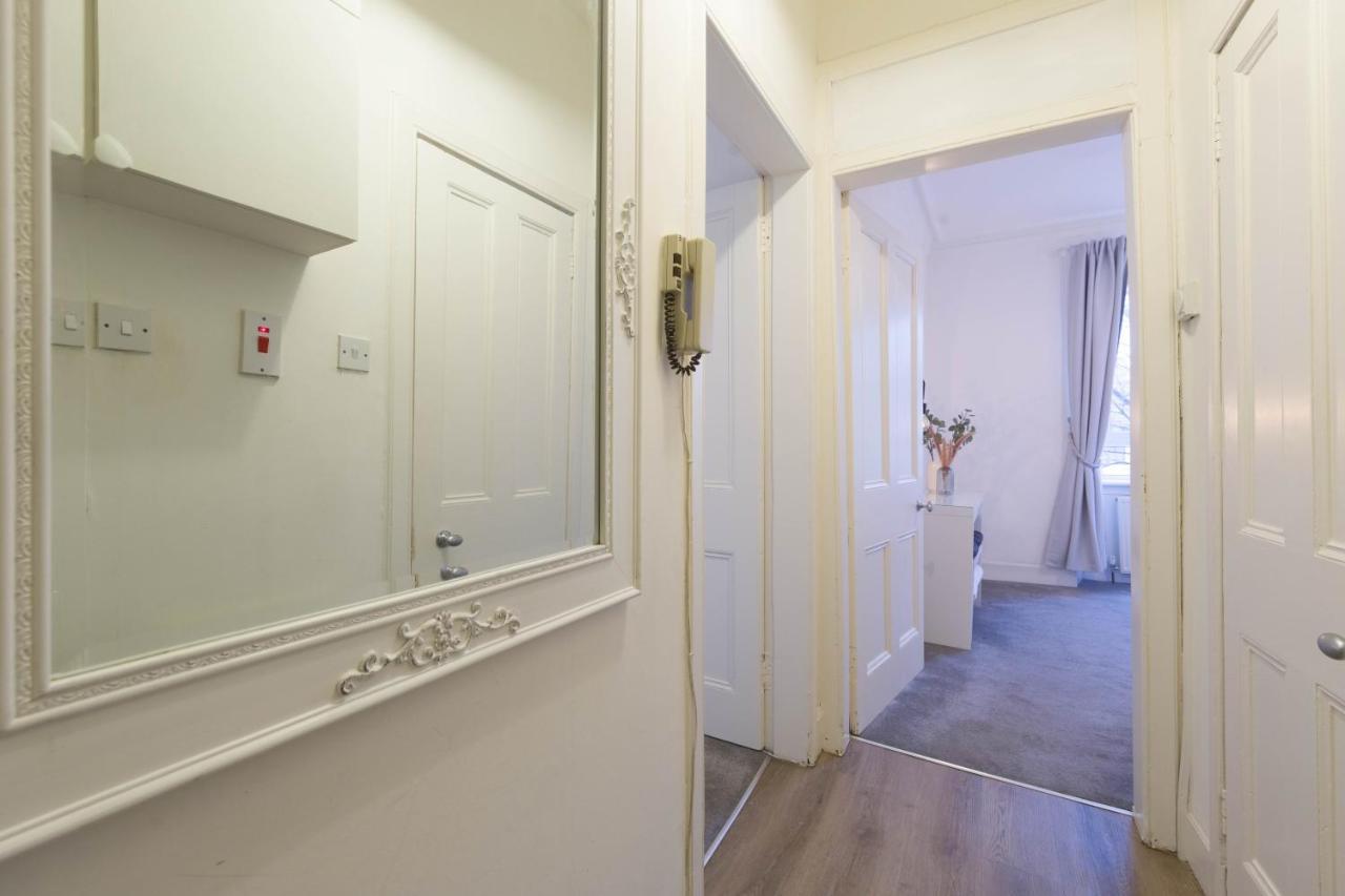 Stylish And Comfortable Centre Apartment