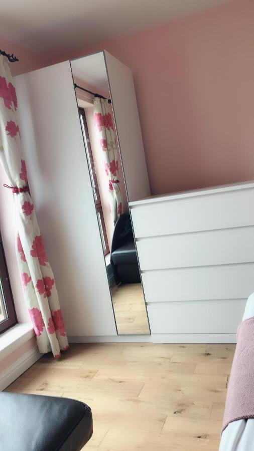 Centre Old Town 3 Bedrooms Apartment