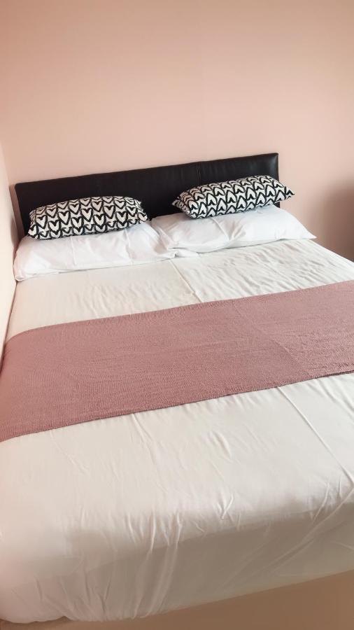 Centre Old Town 3 Bedrooms * Edinburgh
