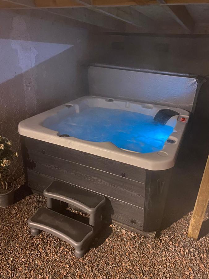 The Pod With Hot Tub Juniperlea Lodge *