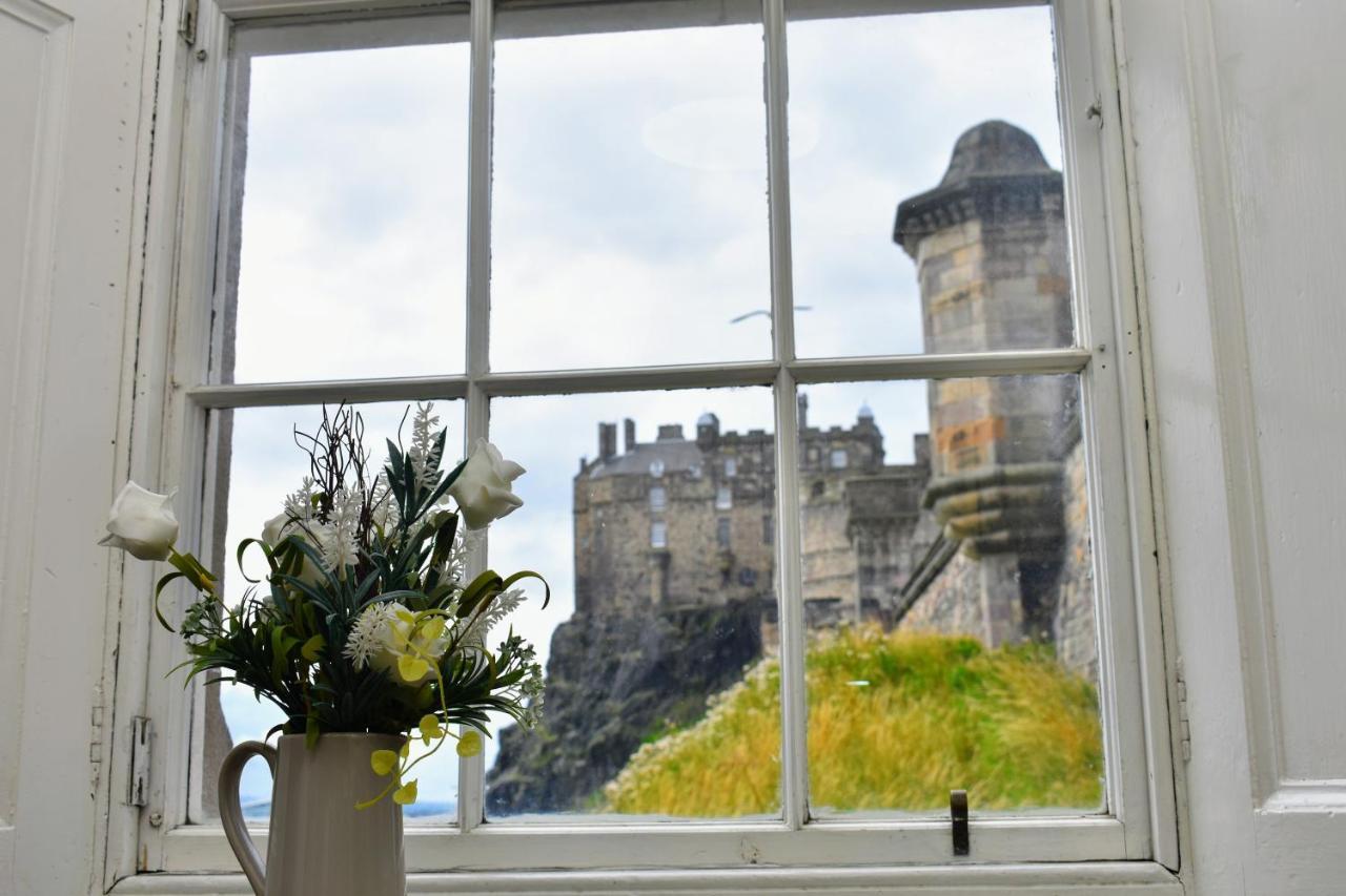 Castle Wynd - Historic Castle Views Central