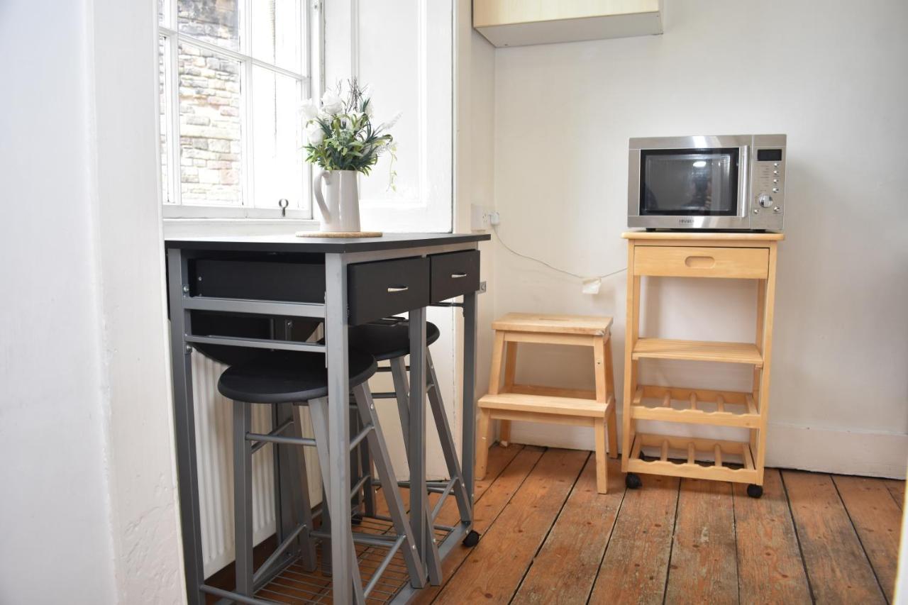 Castle Wynd - Historic Castle Views Central Apartment *