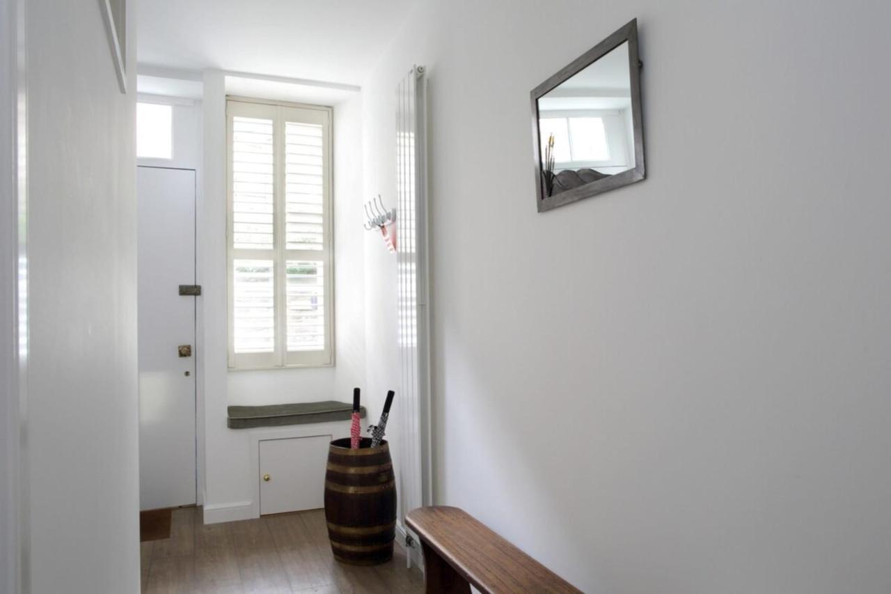 Quiet Ground Floor Mews Flat And Parking EDI