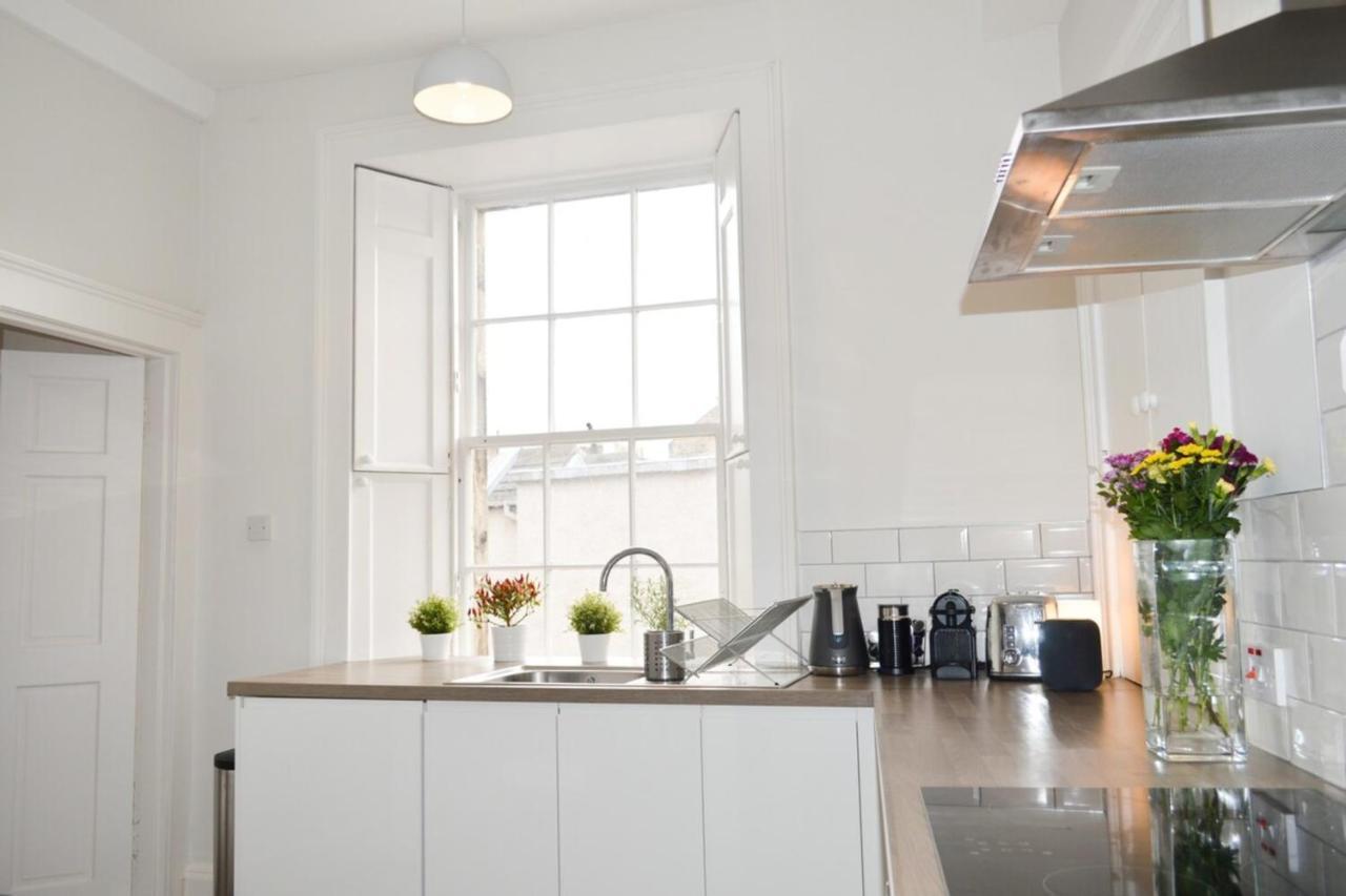 Beautiful In Stockbridge Apartment Edinburgh