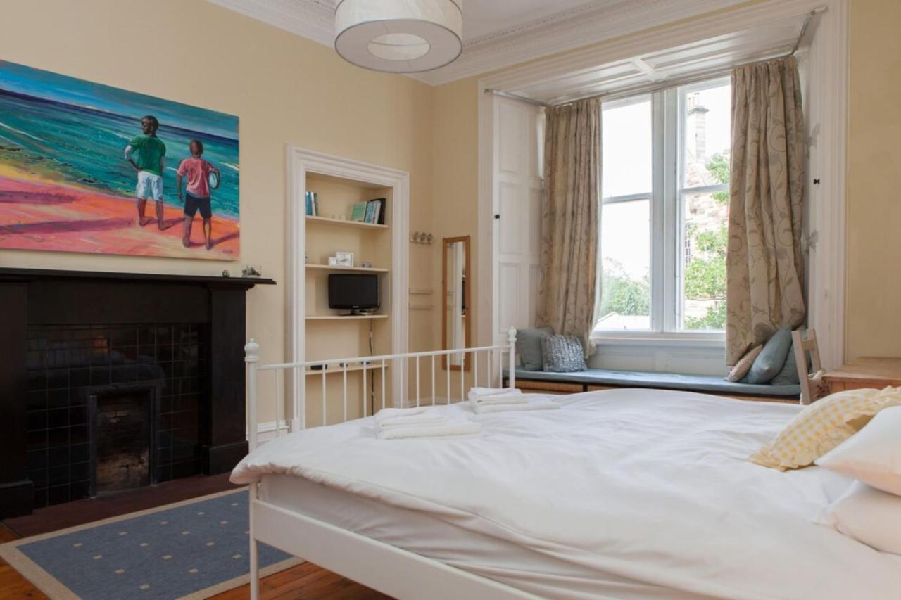 Amazing 4 Bedroom Just Off The Meadows Apartment Edinburgh