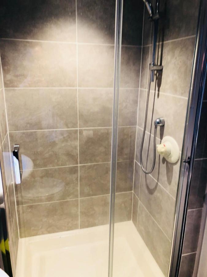 Modern Studio On Royal Mile Great For Castle Apartment