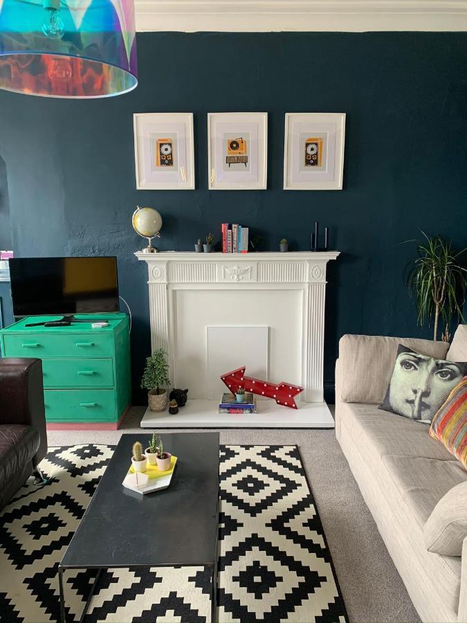 Delightful Sunny Flat Apartment