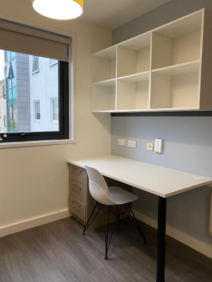 Gasthof En Suite Rooms & Studios, Edinburgh City Centre - Sk 3*