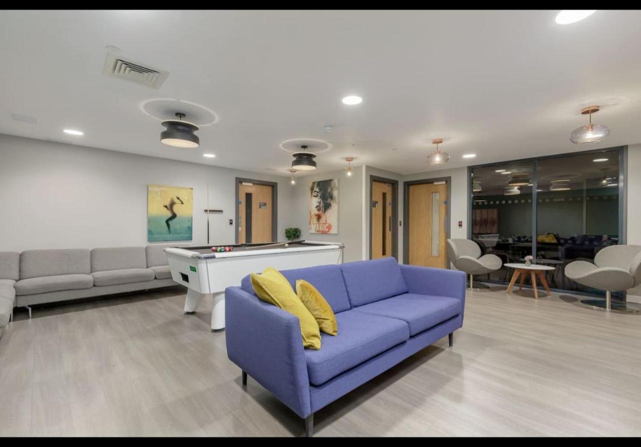 Joivy Affordable - Adults Only * Edinburgh