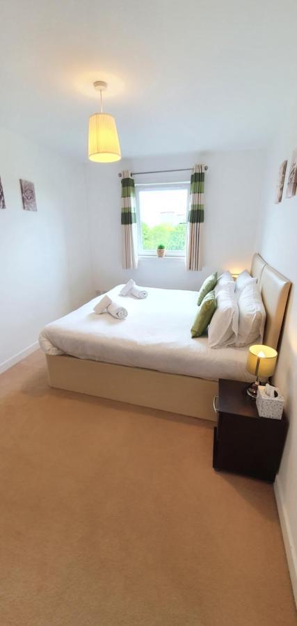 Apartment Lochend Park View EDI
