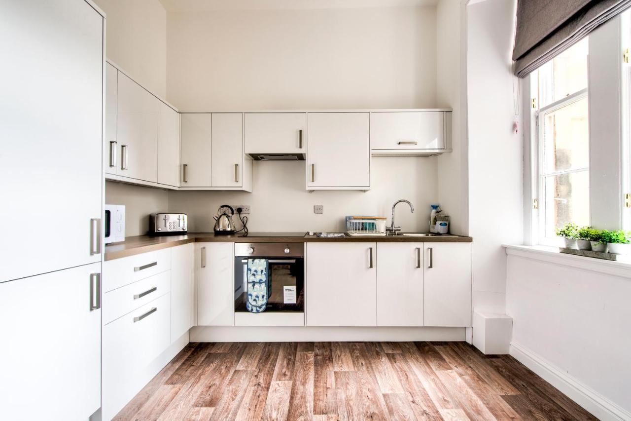 Lothian Road - Perfect Centre Location. * Edinburgh
