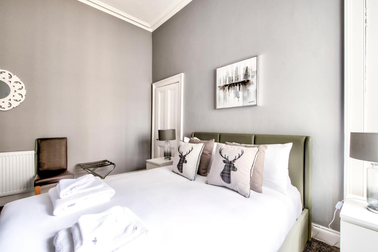 Lothian Road - Perfect Centre Location. * Edinburgh