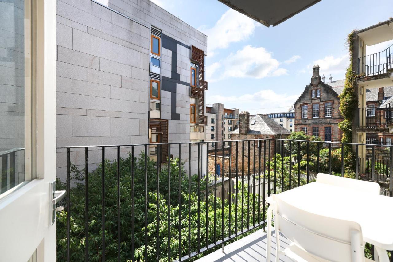 Joivy Contemporary Royal Mile With Balcony * EDI
