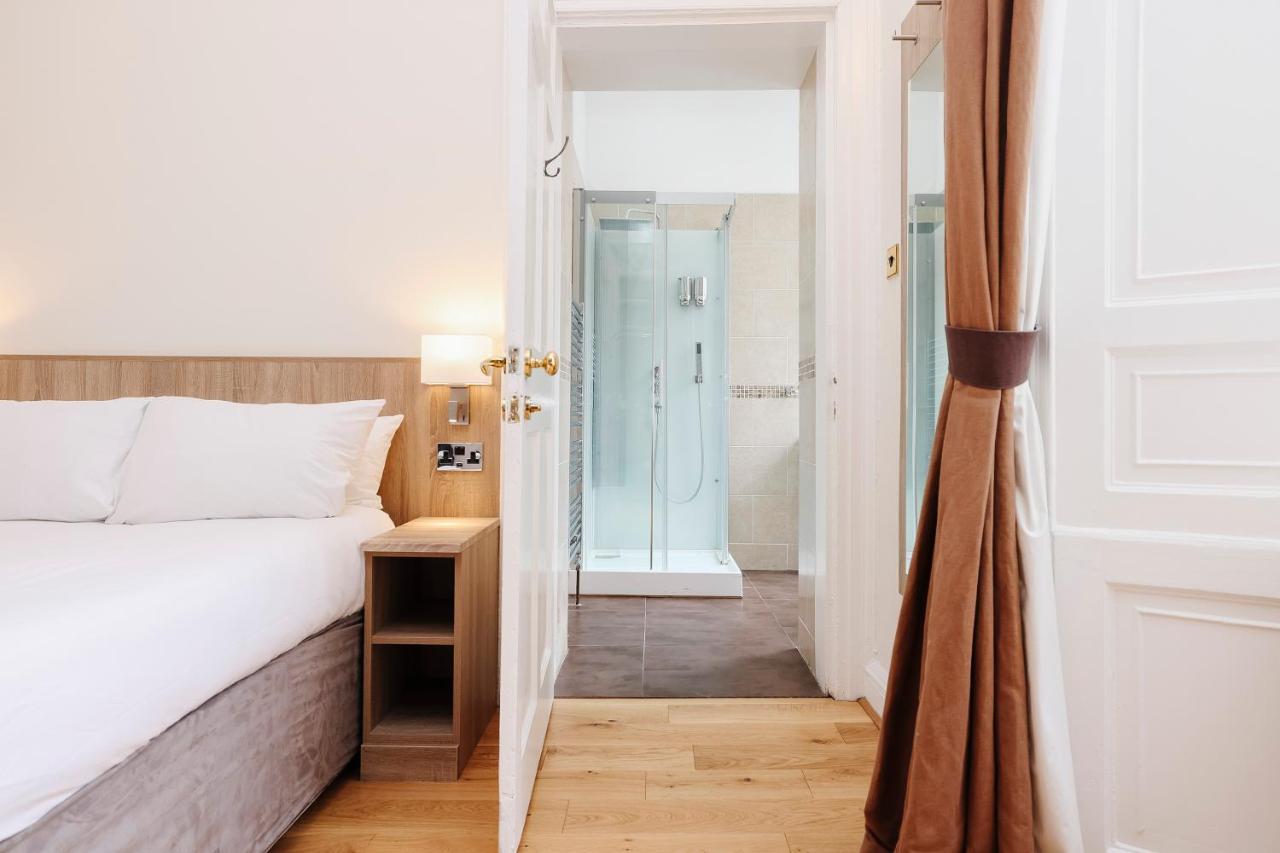 Castle Street Guest house 3*