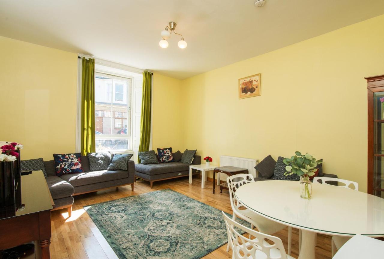 7 Bedroom Townhouse Ferienhaus *