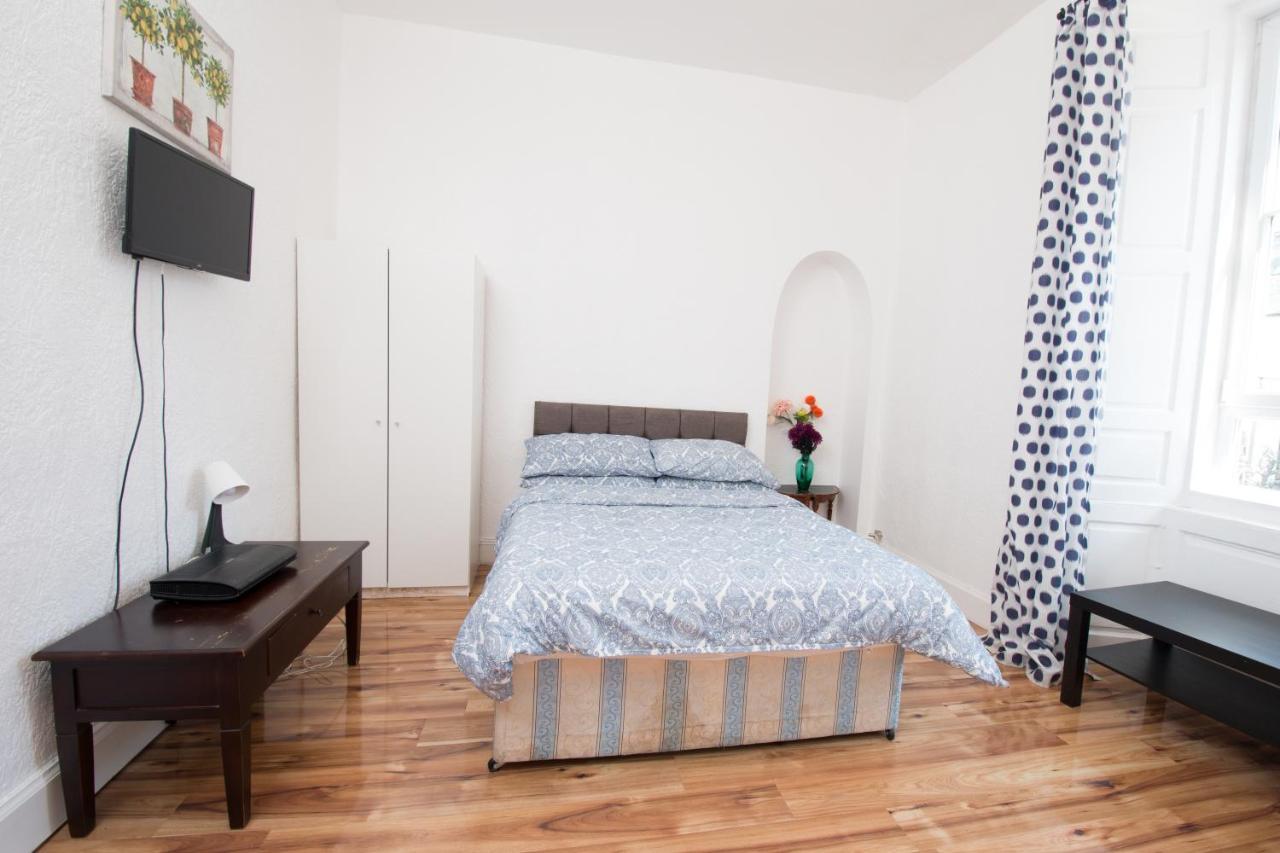 7 Bedroom Townhouse Ferienhaus EDI