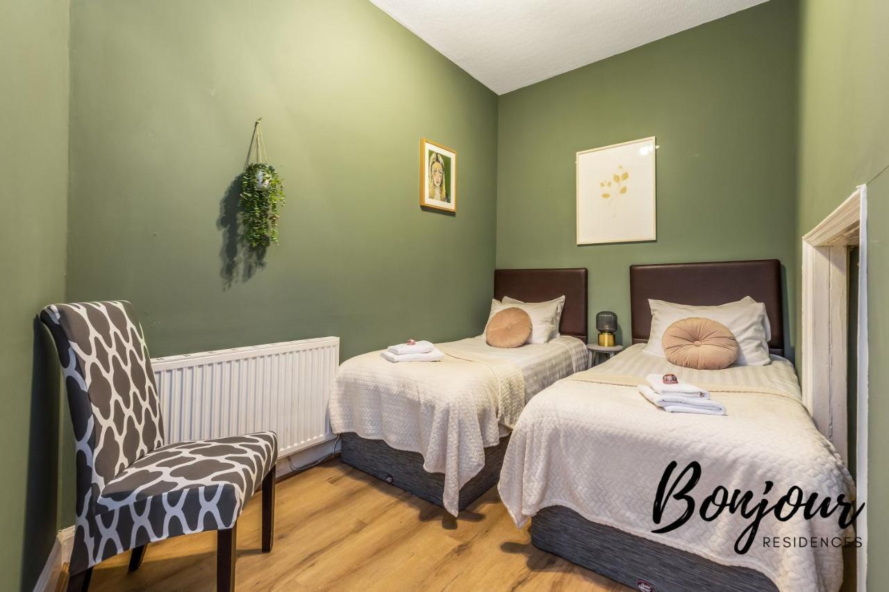 Apartment Royal Mile 4br-3ba - Views & Free Parking By Bonjour Residences